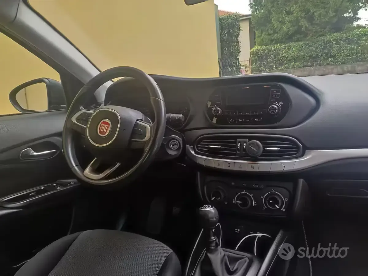 Usata Fiat Tipo Wagon 95 CV (69 kW) 2019 Giallo Station wagon