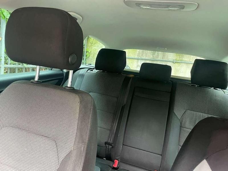 Usata VW Passat 150 CV (110 kW) 2011 Grigio Station wagon