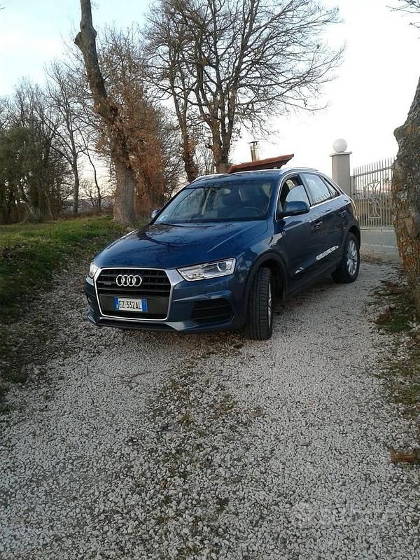 Usata Audi Q3 150 CV (110 kW) 2015 Blu SUV