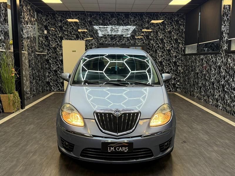 Usata Lancia Musa 95 CV (69 kW) 2011 Blu Monovolume