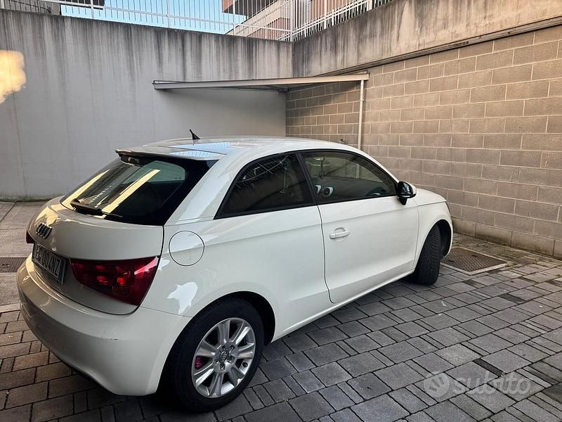 Usata Audi A1 86 CV (63 kW) 2010 Bianco Utilitaria