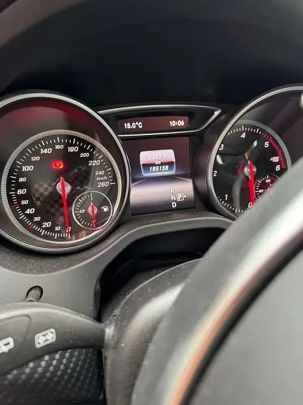 Usata Mercedes 200 AMG 136 CV (100 kW) 2016 Nero Berlina