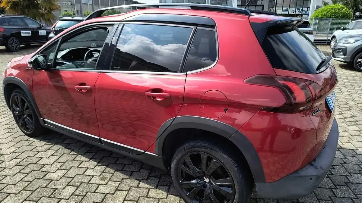 Gebraucht Peugeot 2008 GT-line 102 PS (75 kW) 2018 Rot SUV