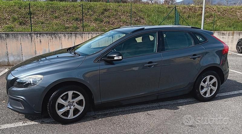 Occasion Volvo V40 CC 2014 Gris Break