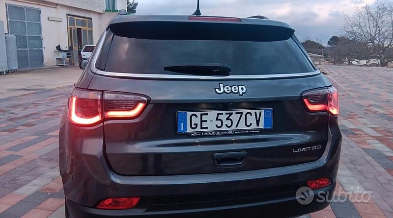 Usata Jeep Compass Limited 131 CV (96 kW) 2021 Grigio SUV