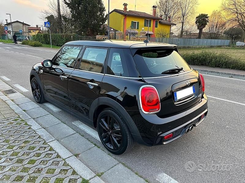 Usata Mini Cooper SD 170 CV (125 kW) 2017 Nero Utilitaria