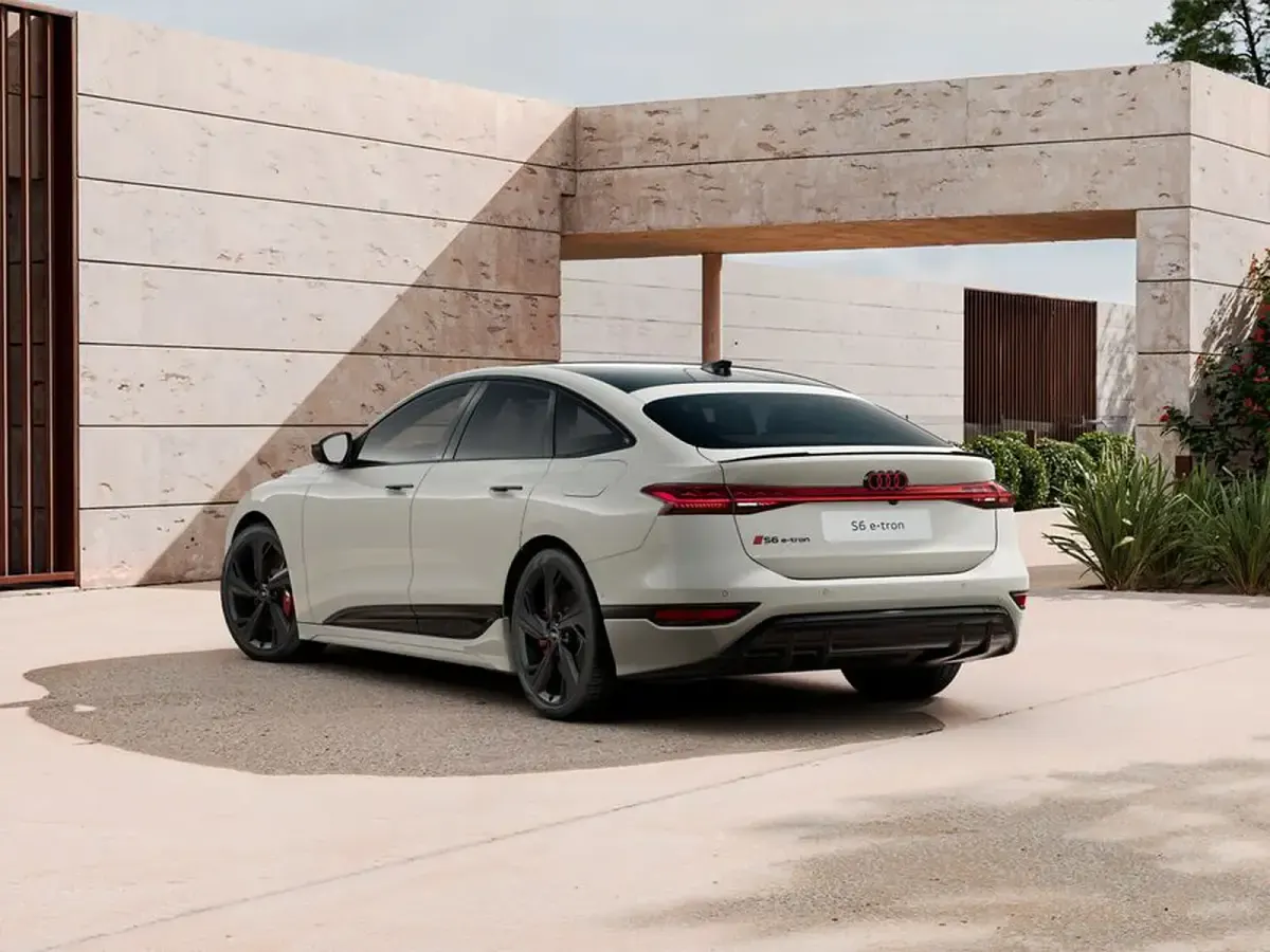 Nuova Audi S6 e-tron Sport 369 kW (503 CV) 2026 Berlina