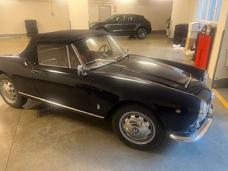 Blu/azzurro Usata 1962 Alfa Romeo Giulia Tre volumi | 50.000 € - Immagine 1/4
