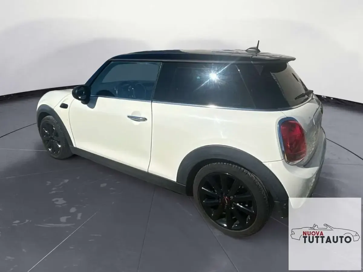 Usata Mini Cooper D 116 CV (85 kW) 2014 Bianco Utilitaria