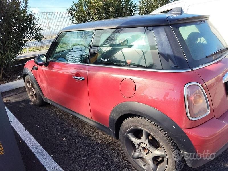 Usata Mini Cooper 120 CV (88 kW) 2006 Utilitaria