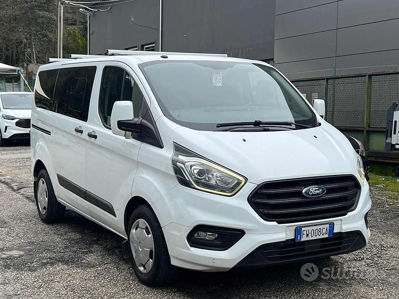 Usata Ford Transit Custom Trend 131 CV (96 kW) 2019 Bianco Station wagon