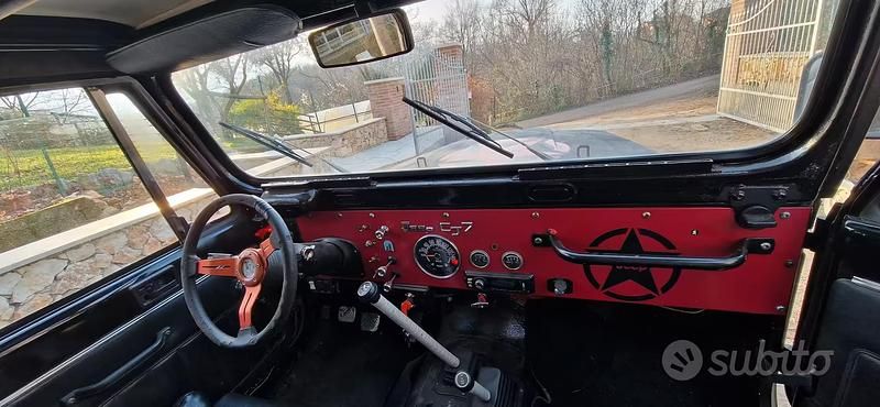 Usata Jeep CJ 1984 Nero SUV