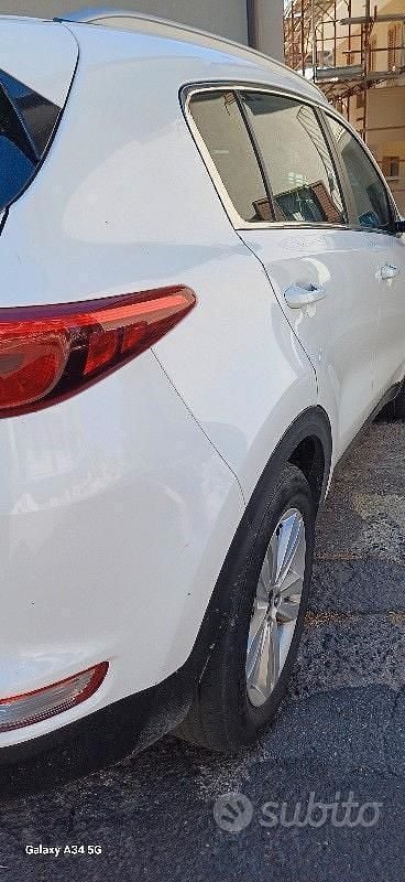 Usata Kia Sportage 115 CV (84 kW) 2016 Bianco SUV