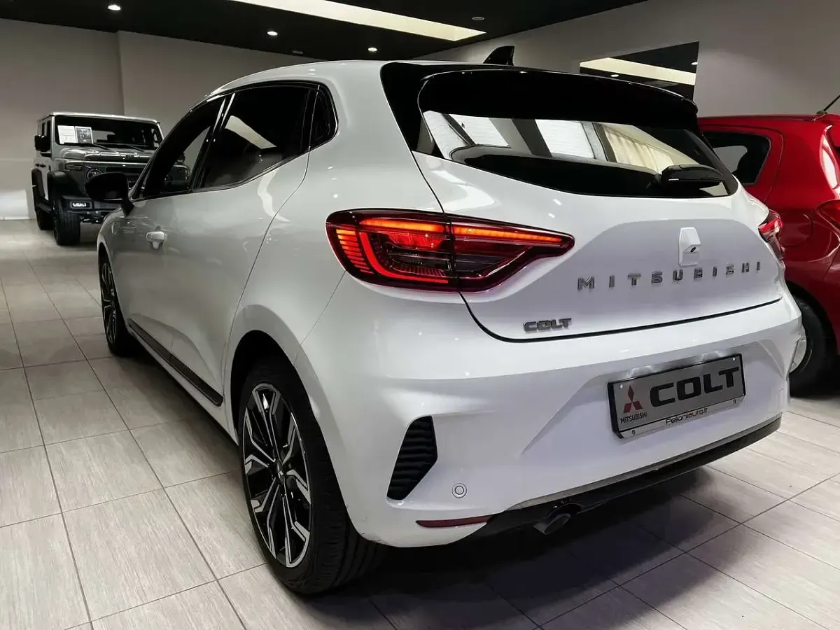 Nuova Mitsubishi Colt Intense 91 CV (66 kW) 2025 Bianco Utilitaria