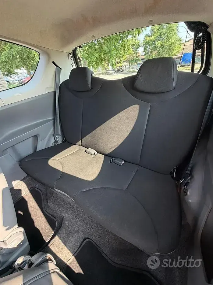 Usata Toyota Aygo 68 CV (50 kW) 2006 Utilitaria