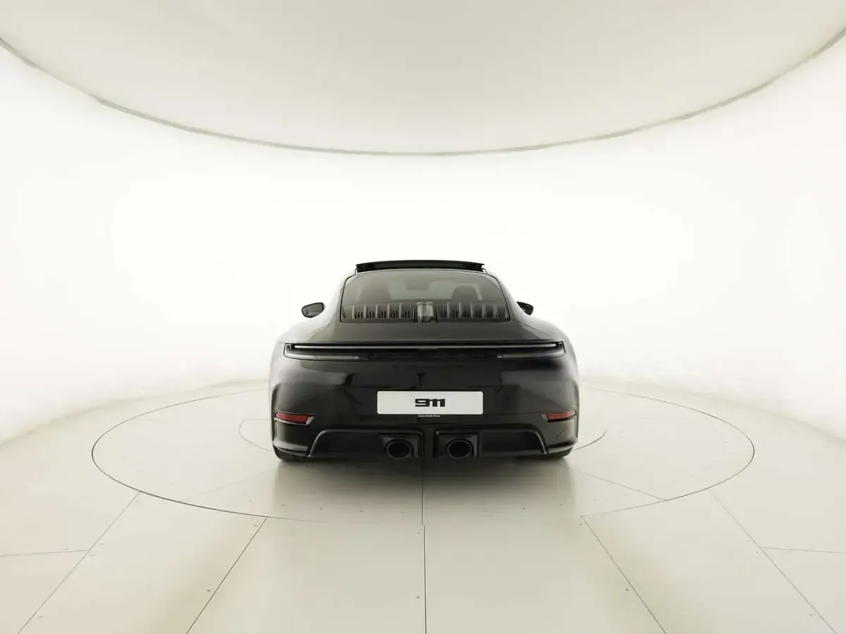 Nuova Porsche 911 Carrera GTS 581 CV (427 kW) 2026 Nero jet metallizzato