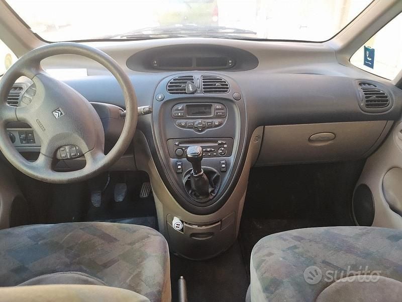 Usata Citroën Xsara Picasso 2000 Nero Monovolume