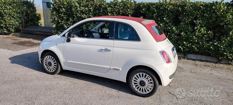 Usata Fiat 500 Lounge 69 CV (50 kW) 2010 Bianco Cabrio