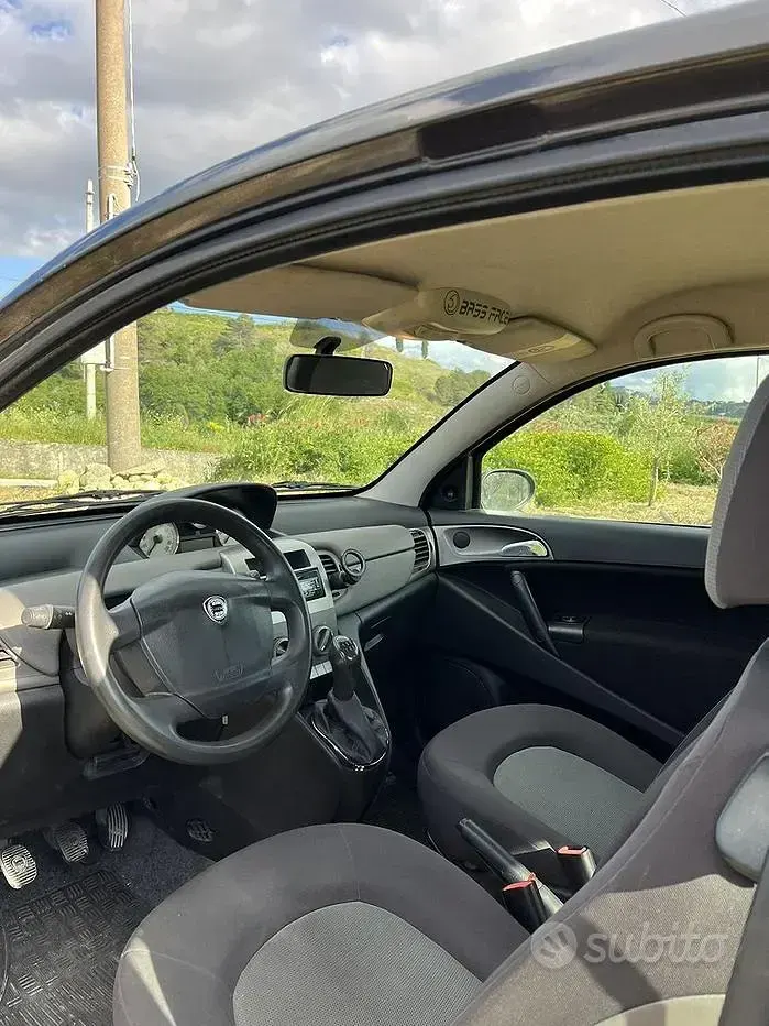 Usata Lancia Ypsilon 69 CV (50 kW) 2005 Utilitaria