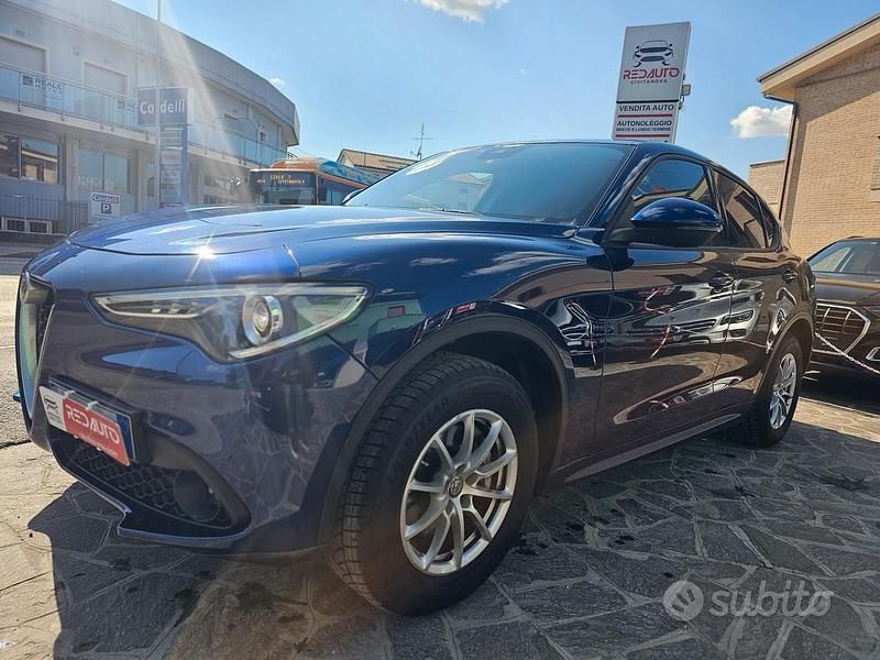 Usata Alfa Romeo Stelvio Business 180 CV (132 kW) 2018 Grigio SUV