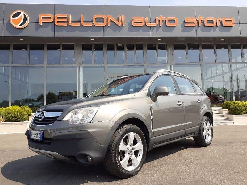 Grigio Usata 2007 Opel Antara SUV | 7350 € - Immagine 1/4