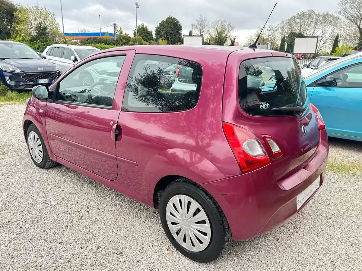 Usata Renault Twingo 75 CV (55 kW) 2013 Viola Utilitaria