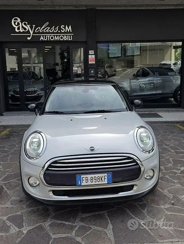 Usata Mini Cooper D 116 CV (85 kW) 2015 Grigio Utilitaria