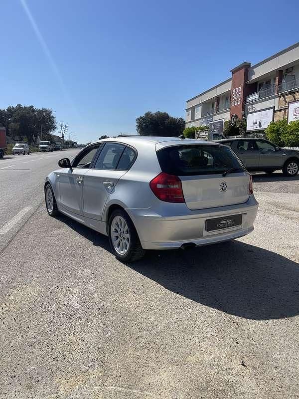 Usata BMW 118 143 CV (105 kW) 2011 Utilitaria