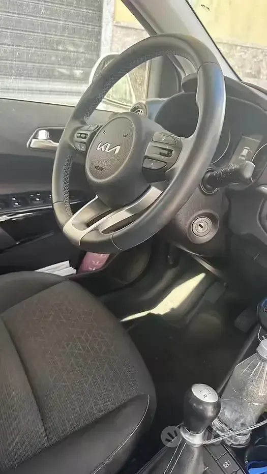 Usata Kia Picanto 67 CV (49 kW) 2022 Bianco Utilitaria