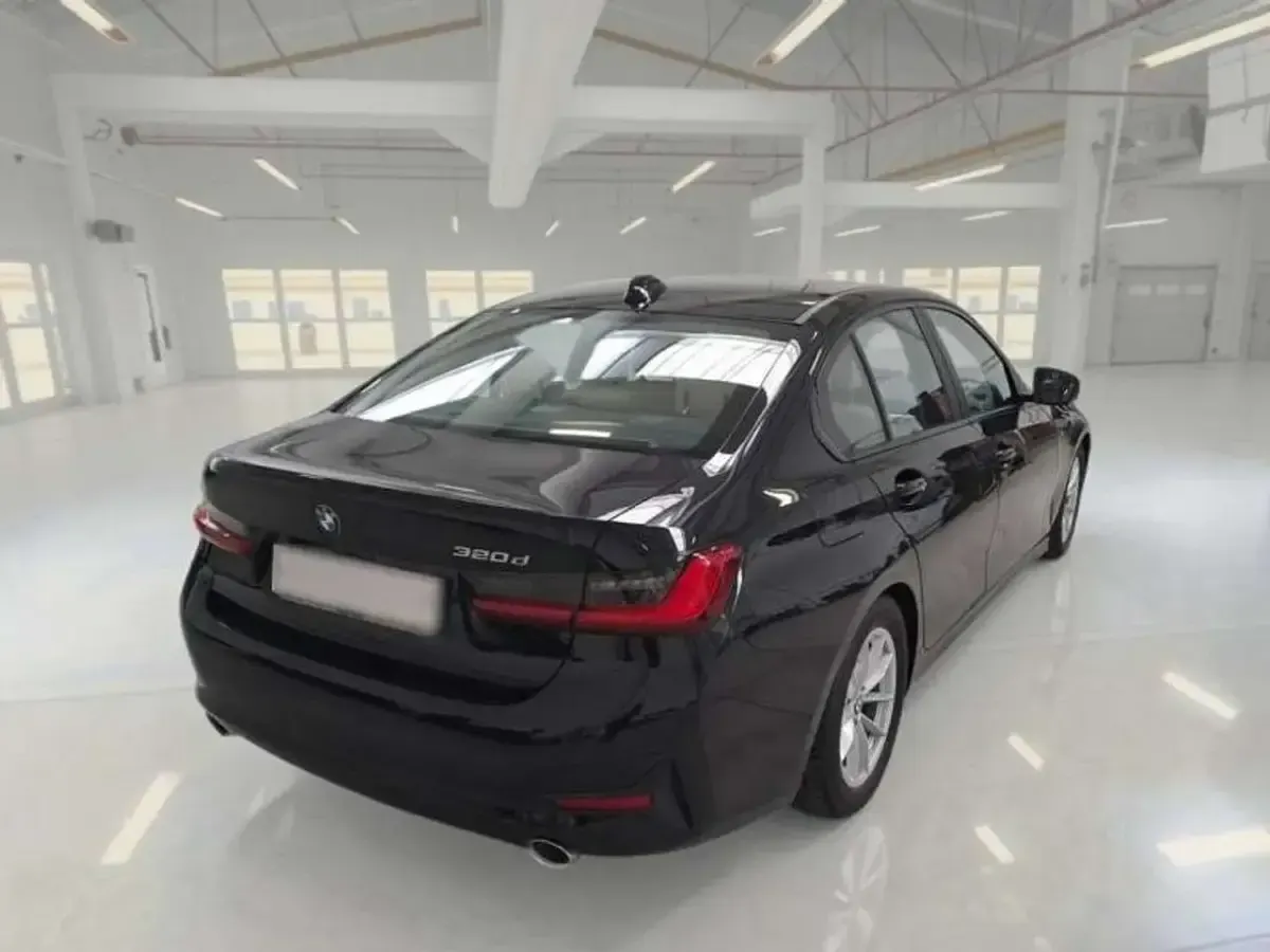 Usata BMW 320 Advantage 190 CV (139 kW) 2021 Nero Berlina