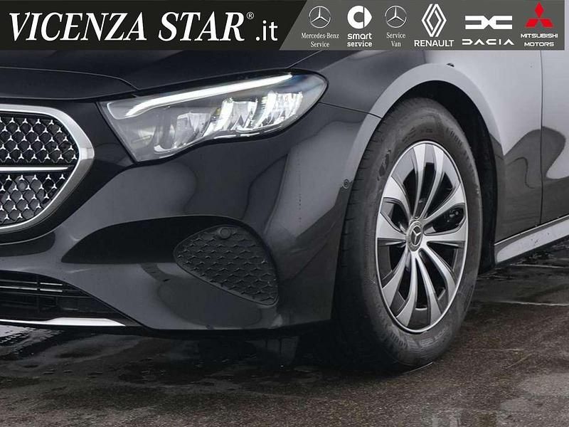 Usata Mercedes E220 Advanced 197 CV (144 kW) 2024 Nero Berlina