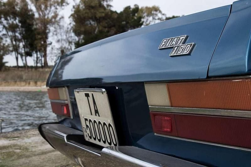 Usata Fiat 130 165 CV (121 kW) 1972 Blu/azzurro Coupé