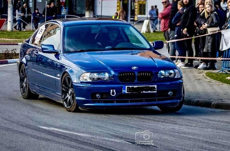 Usata 2000 BMW 330 Coupé | 8000 € (Super prezzo) - Immagine 1/4