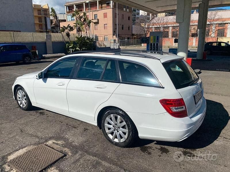 Usata Mercedes C180 2012 Bianco Station wagon