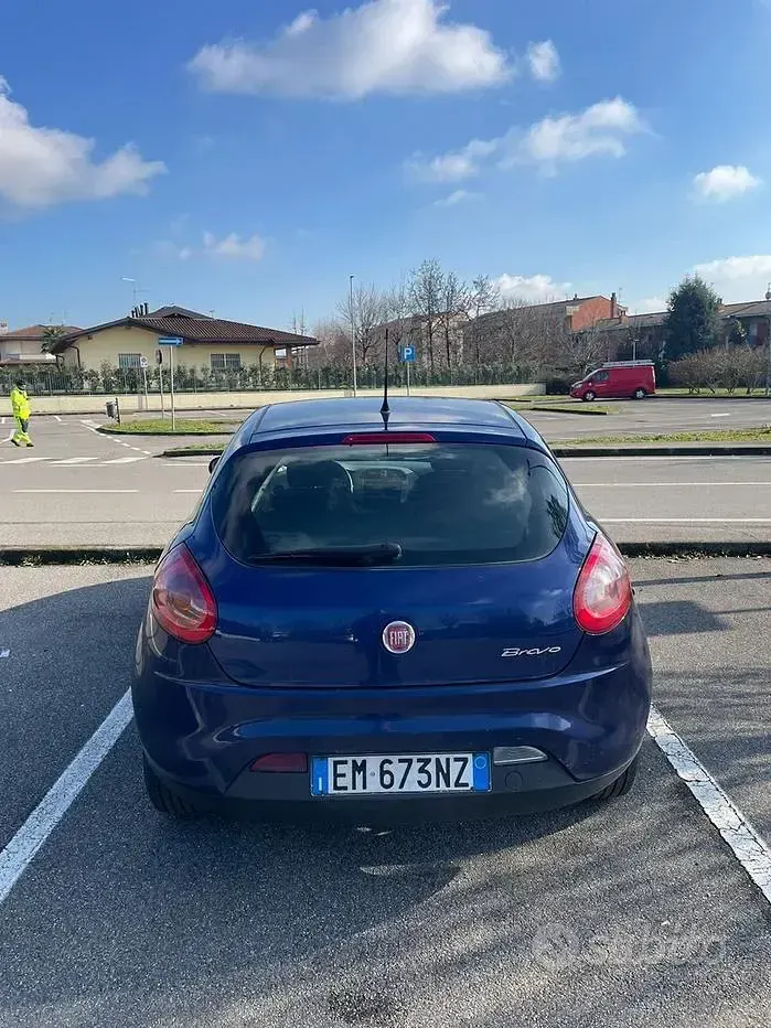 Usata Fiat Bravo 120 CV (88 kW) 2012 Utilitaria