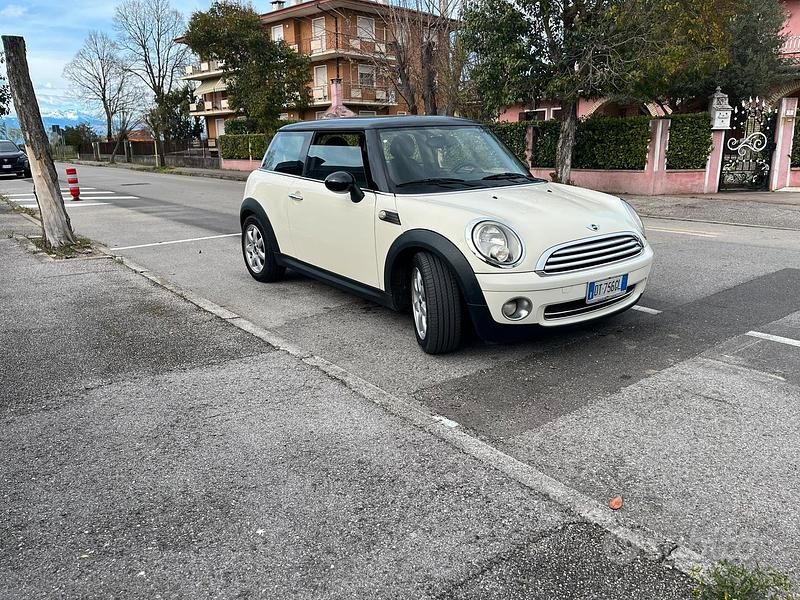 Usata Mini Cooper 2009 Utilitaria
