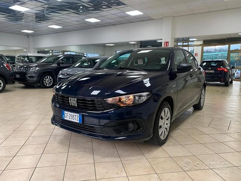 Usata Fiat Tipo Business 101 CV (74 kW) 2021 Blu/azzurro Berlina