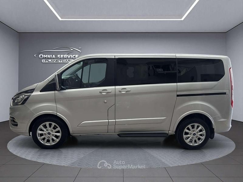 Usata Ford Transit Custom Titanium 131 CV (96 kW) 2023 Argento Monovolume