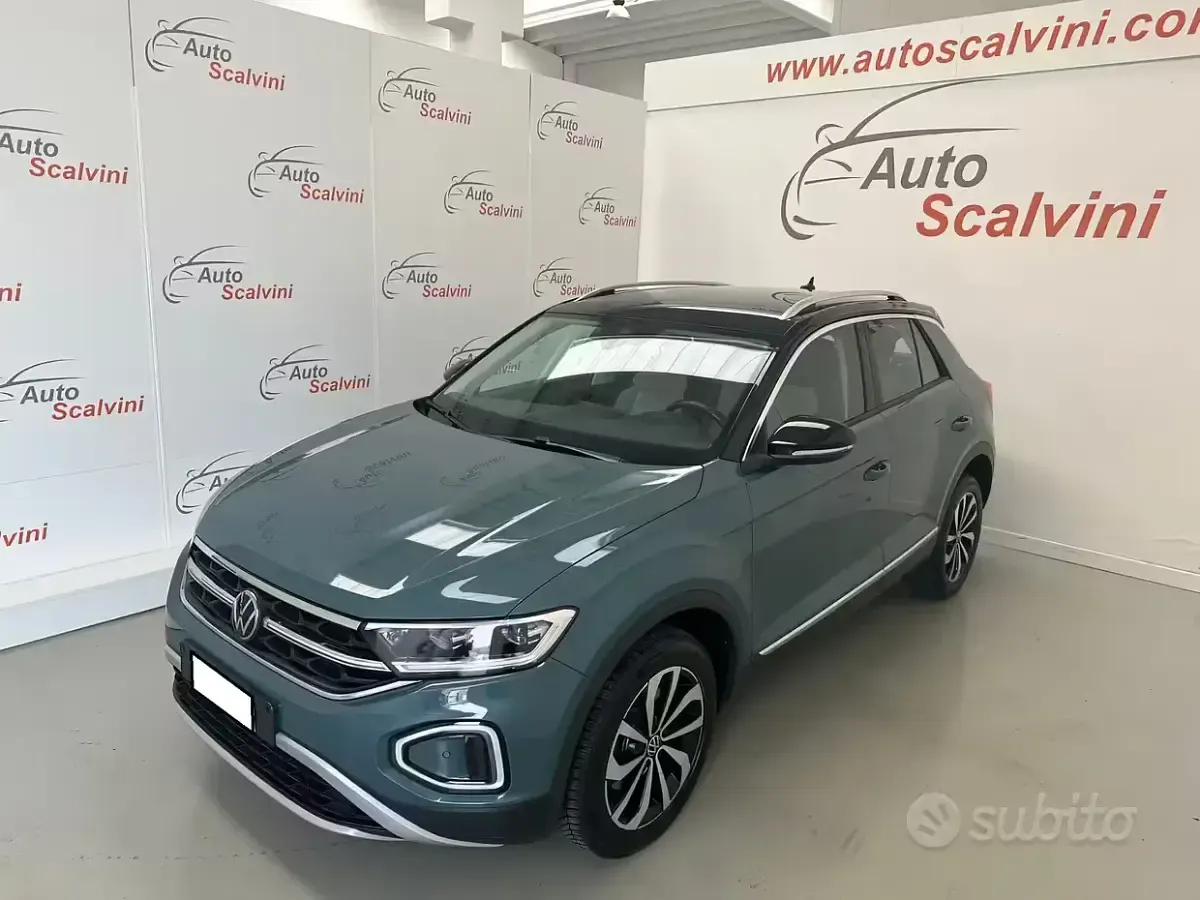 Usata VW T-Roc Advance 150 CV (110 kW) 2022 Grigio SUV