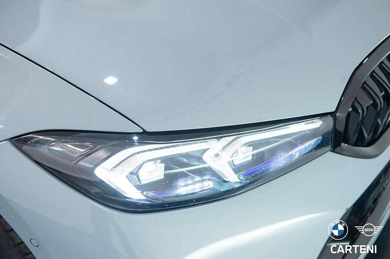 Usata BMW 320 M Sport 190 CV (139 kW) 2025 Brooklyn grey metallic Berlina