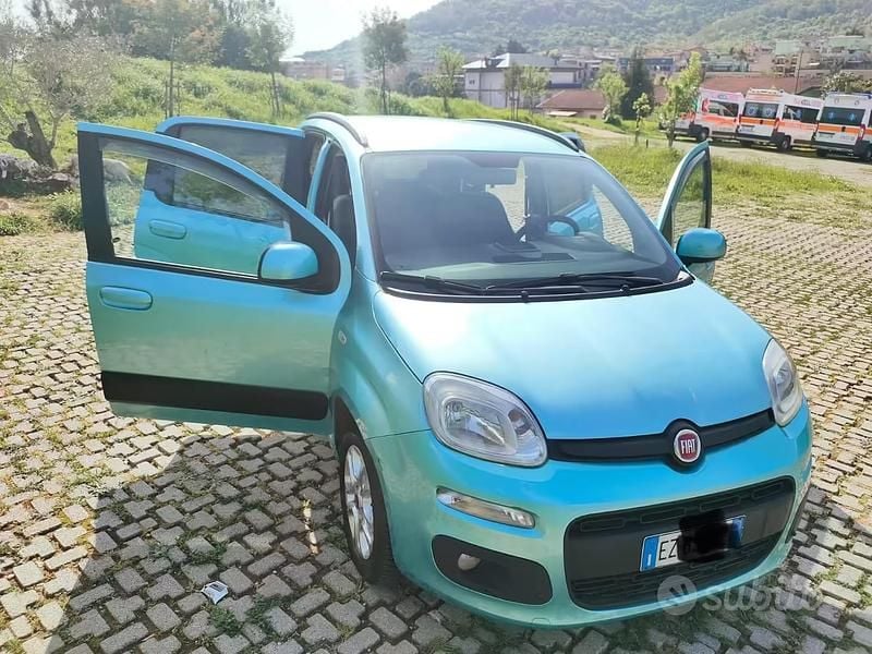 Usata Fiat Panda 69 CV (50 kW) 2015 Blu Utilitaria