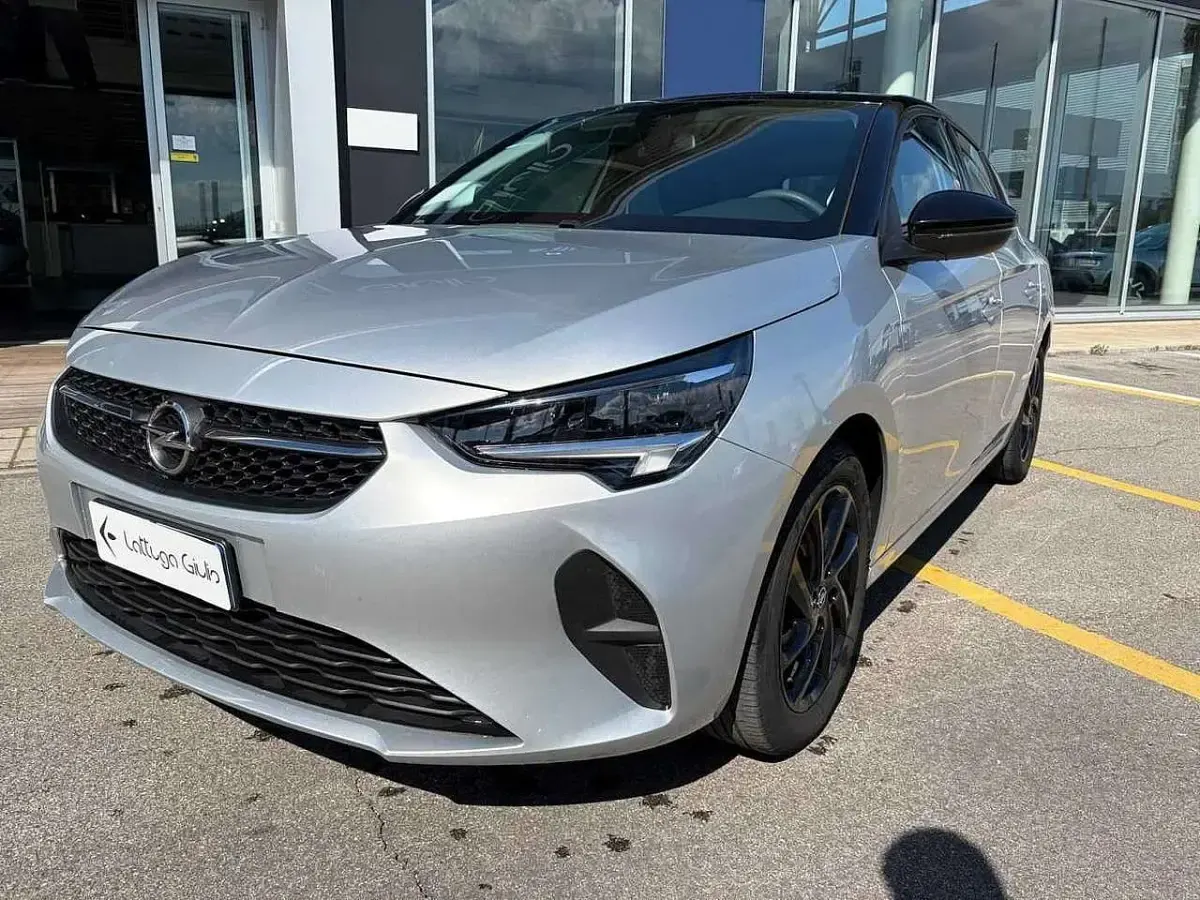 Usata Opel Corsa Design & Tech 75 CV (55 kW) 2023 Grigio Utilitaria