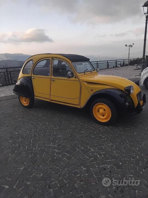Usata Citroën 2CV 29 CV (21 kW) 1980 Giallo Berlina