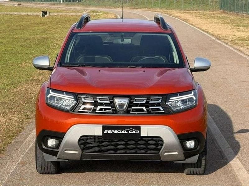 Usata Dacia Duster Prestige 101 CV (74 kW) 2022 Arancione Station wagon