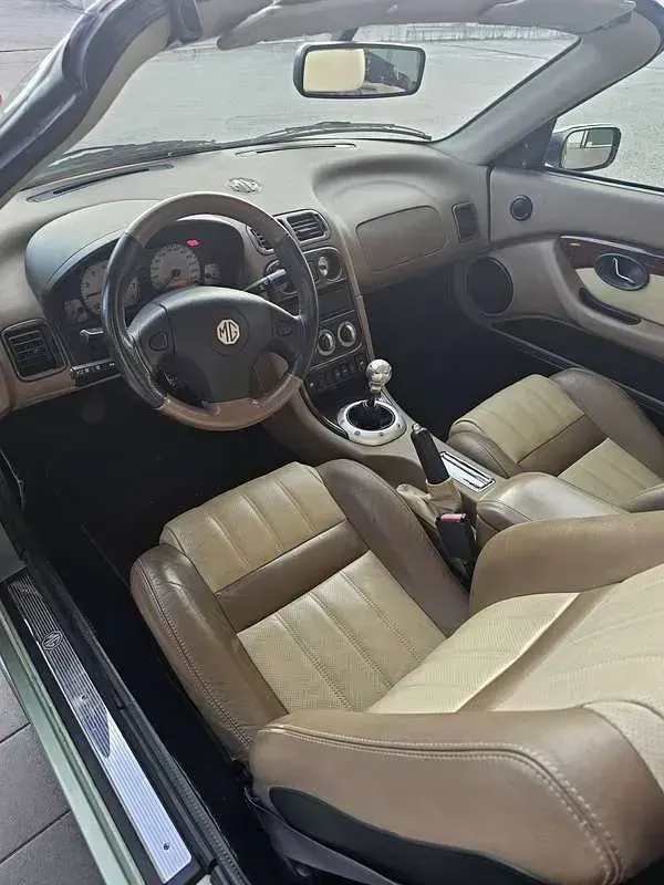 Usata MG F 145 CV (106 kW) 2000 Verde Cabrio