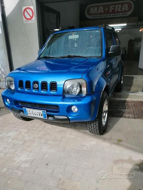 Second-hand Suzuki Jimny 82 CP (60 kW) 2003 Albastru SUV
