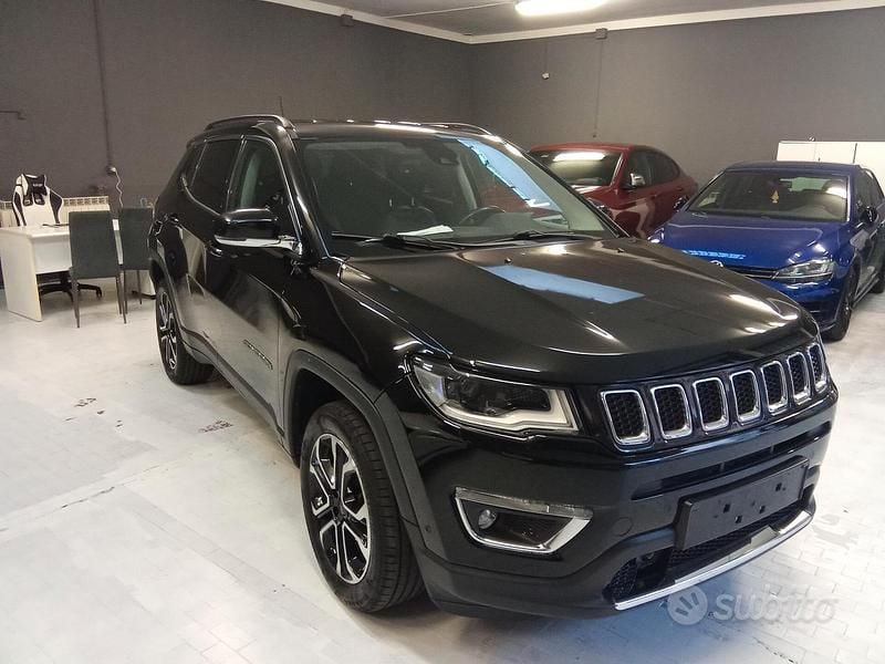Usado Jeep Compass 170 CV (125 kW) 2018 Negro SUV