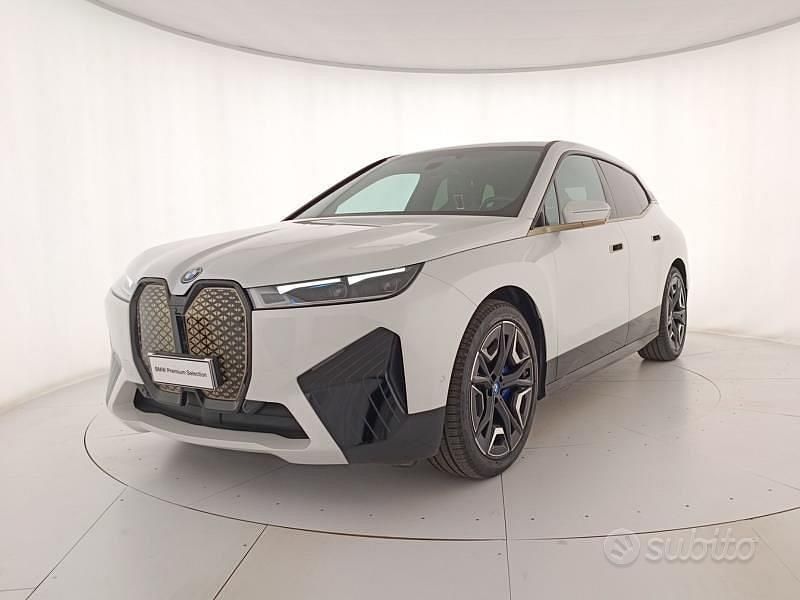 Bianco Usata 2022 BMW iX Comfort Edition SUV | 42.500 € (Ottimo prezzo) - Immagine 1/4