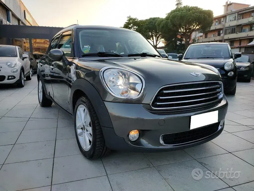 Usata Mini Cooper D Countryman 111 CV (81 kW) 2010 Grigio SUV