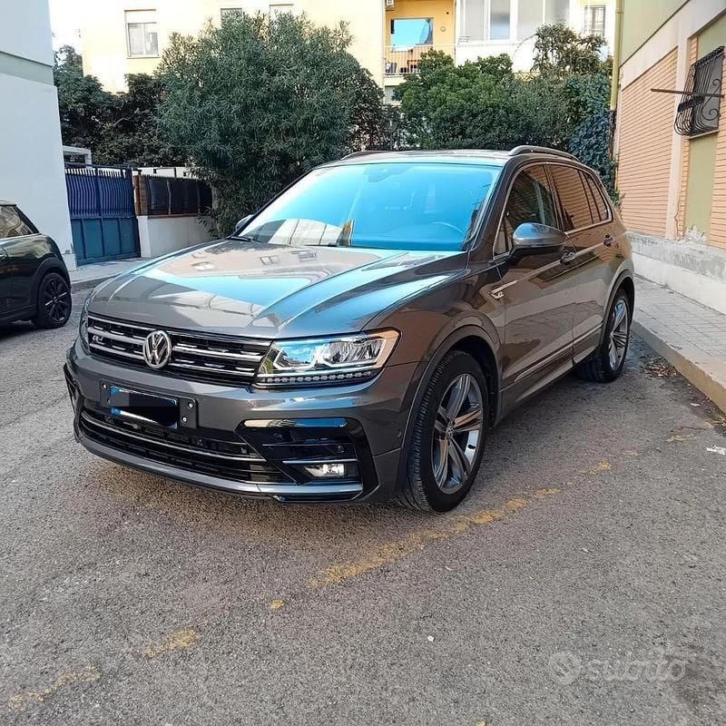 Usata VW Tiguan R-line 150 CV (110 kW) 2019 Grigio SUV